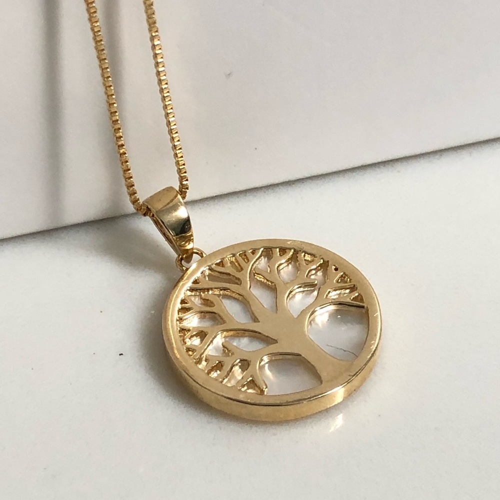 18k GF Nacar Shell Family Tree Necklace - Picture 4 of 9